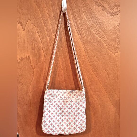 Vera Bradley OSU‎ The Ohio State quilted purse  OSU - Picture 3 of 14